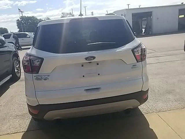 Used 2018 White Ford SE image 22