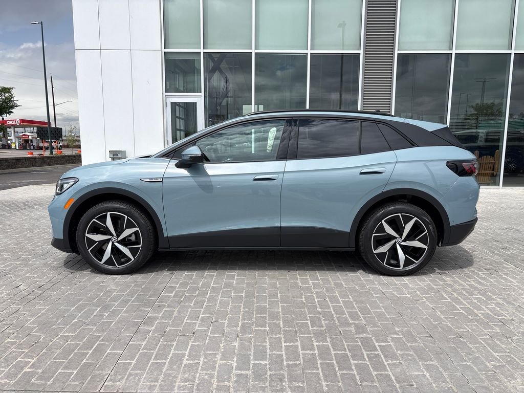 New 2026 Arctic Blue Metallic Volkswagen Pro S image 2