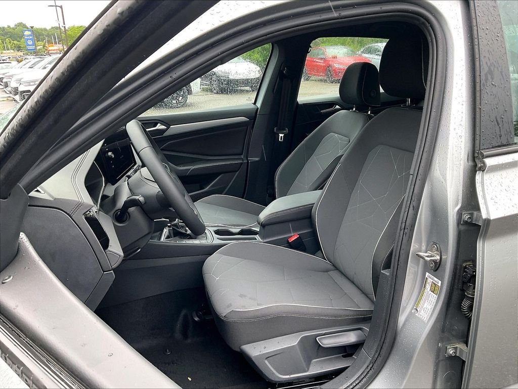 New 2026 Silver Volkswagen 1.5T Sport image 11