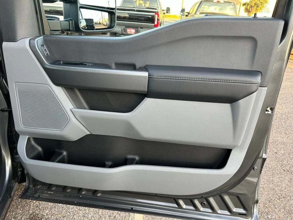 New 2026 Carbonized Gray Metallic Ford F-350® XLT image 21