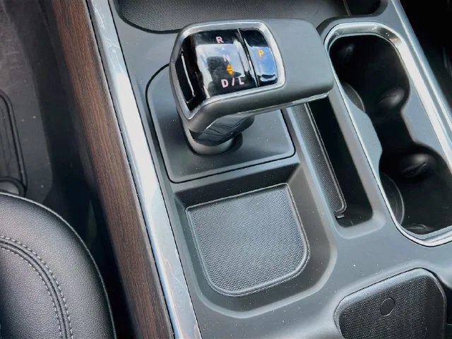 2026 GMC Sierra 1500 SLT - Photo 12