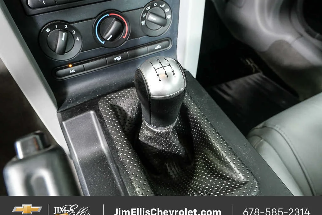 Used 2007 Windveil Blue Metallic Ford GT Premium image 19