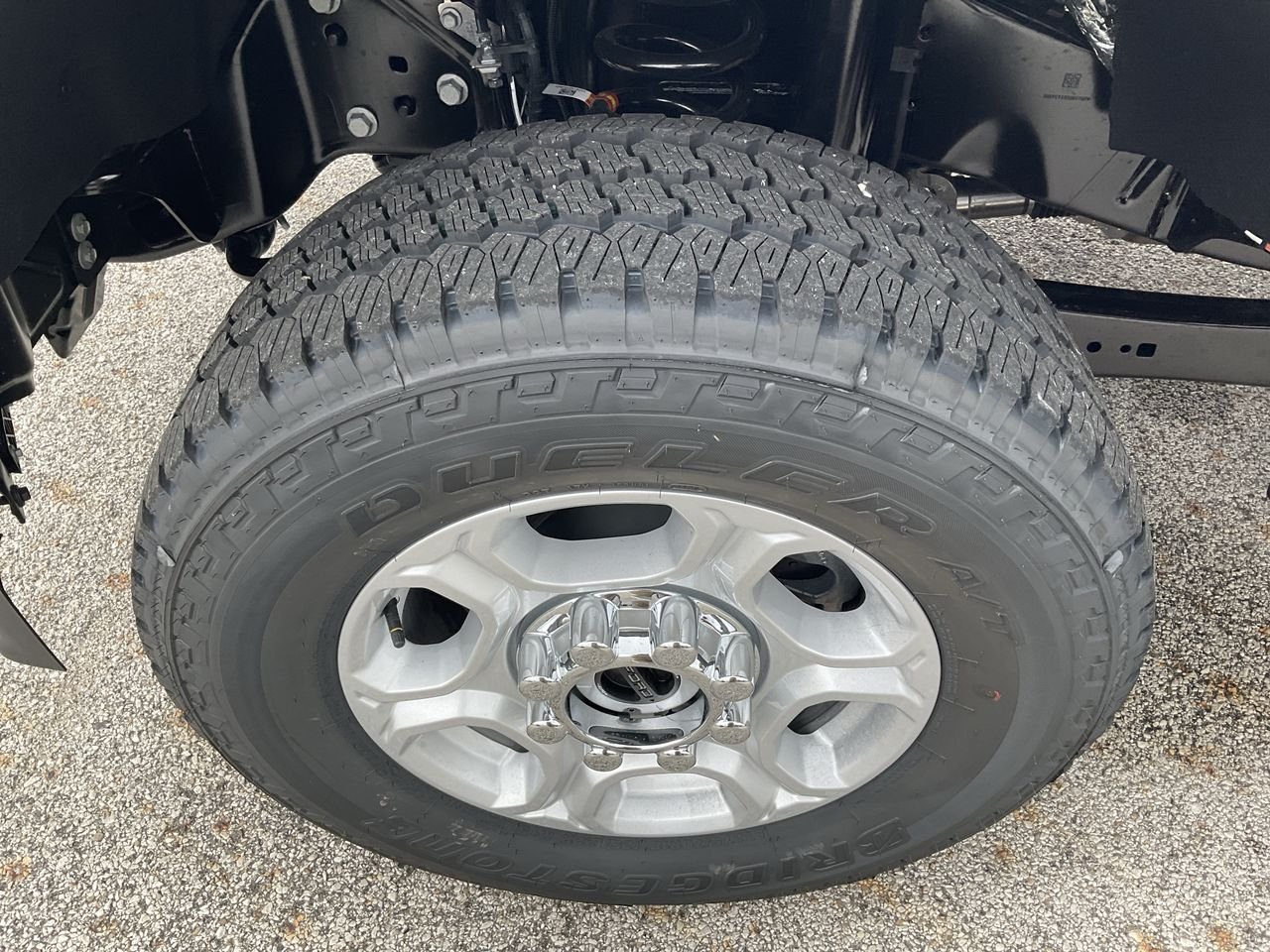 New 2026 Oxford White Ford F-250® XLT image 10