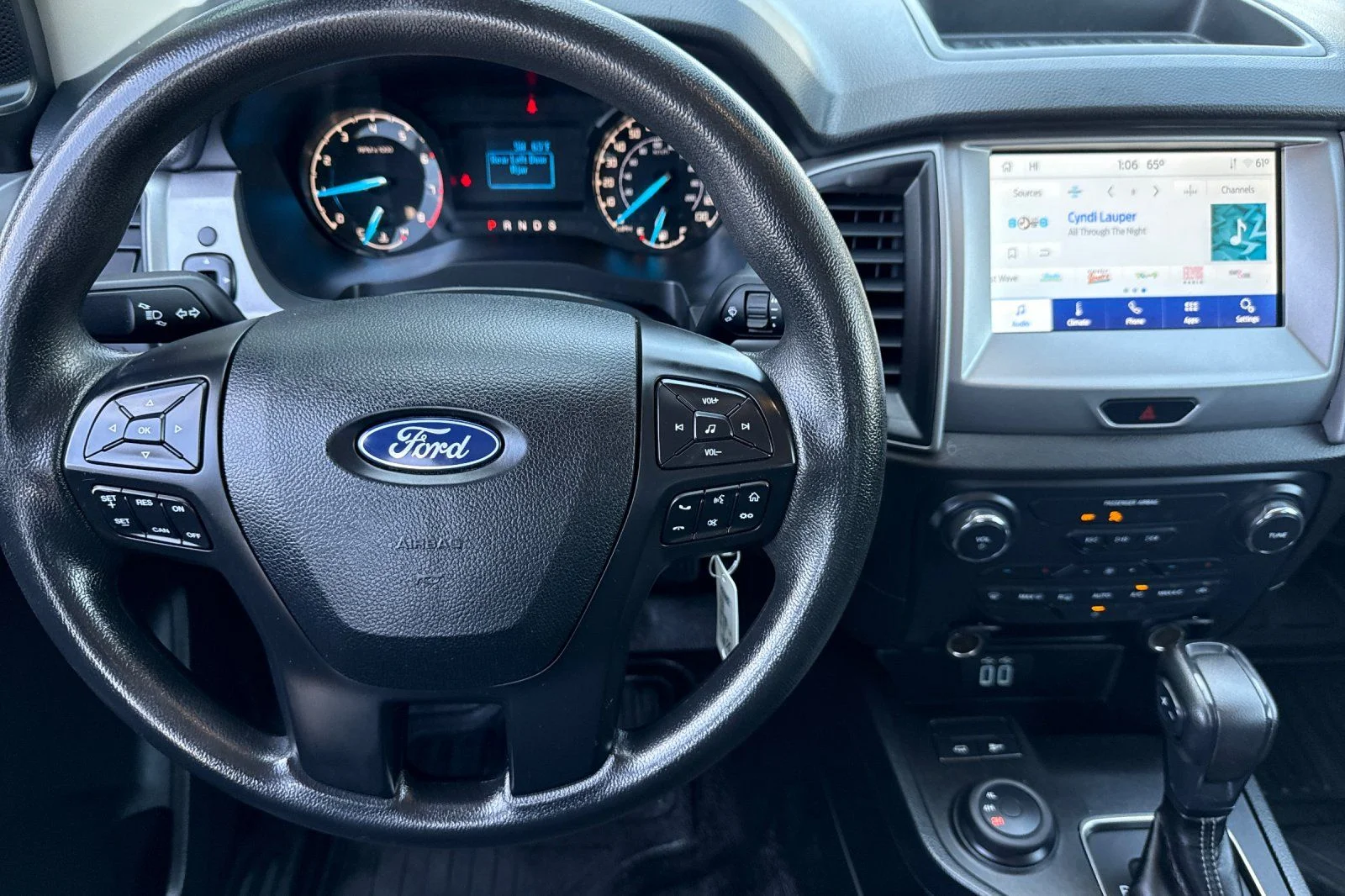 Used 2022 White Ford XL image 11