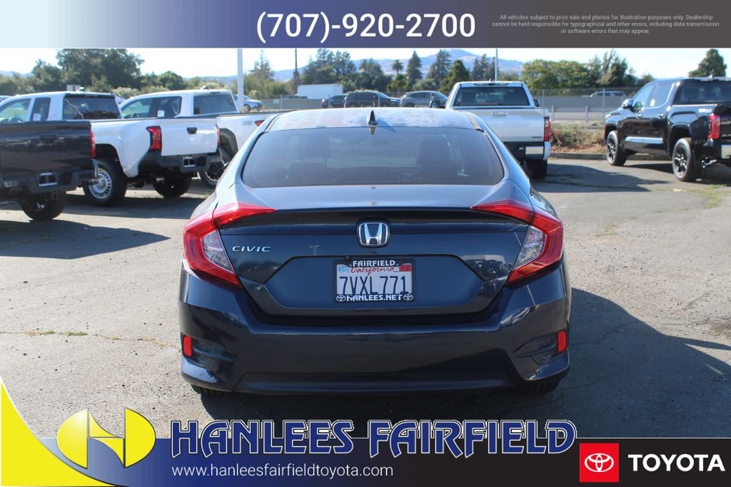 Used 2017  Honda EX image 8