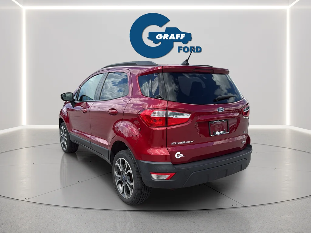 Used 2018 Red Ford SE image 9