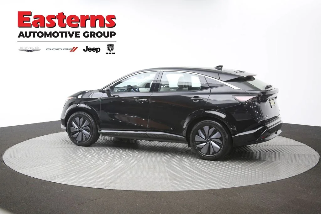 Used 2023 Black Nissan ENGAGE image 63