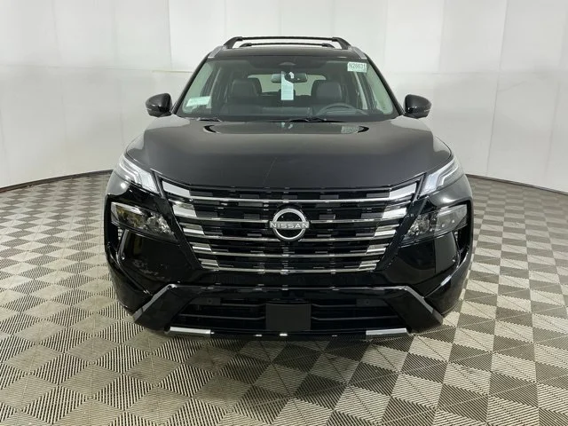 New 2026 Black Nissan Platinum image 2