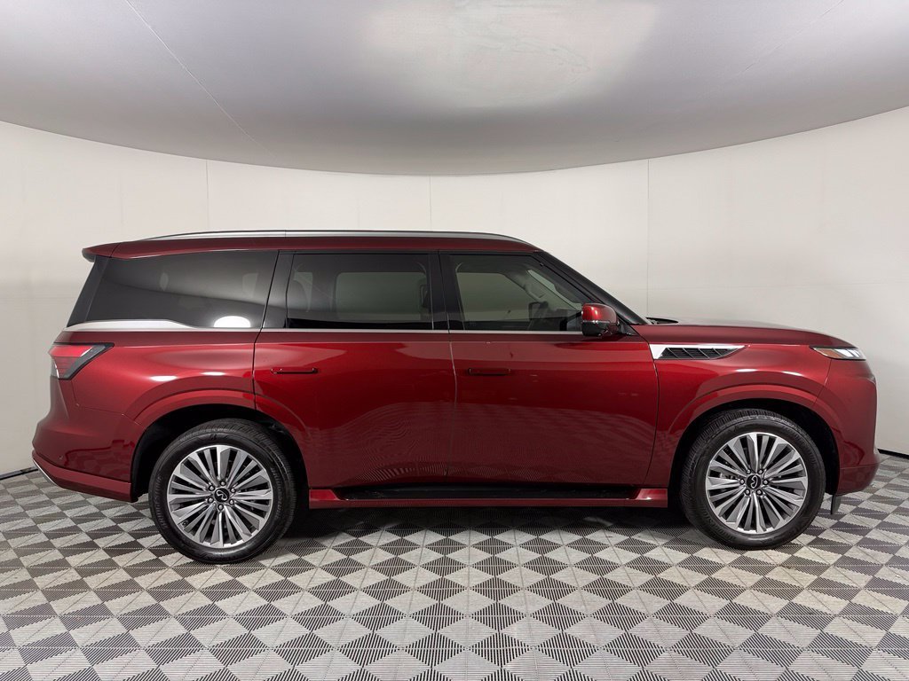 2025 INFINITI QX80 Luxe - Photo 10