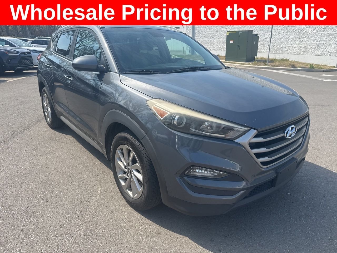 Used 2017 Hyundai Tucson SE with VIN KM8J33A43HU261055 for sale in Nashville, TN