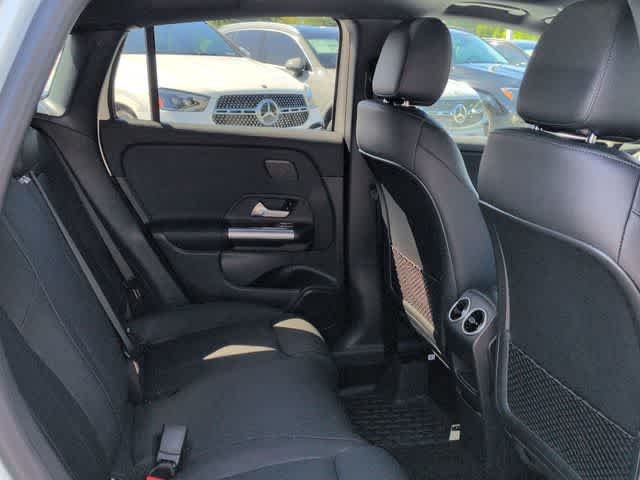 New 2026 Polar White Mercedes-Benz GLA 250 image 21