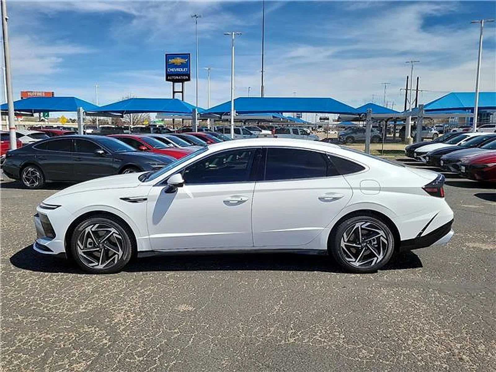 New 2026 White Hyundai SEL Sport image 2