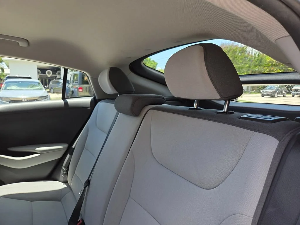 Used 2021 Ceramic White Hyundai Blue image 21