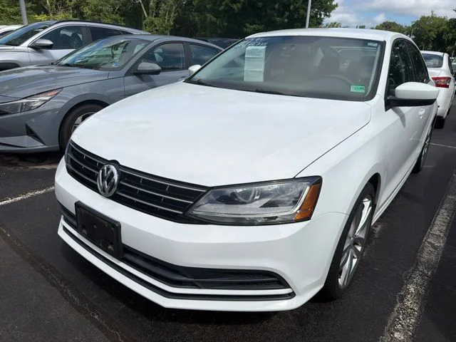 Used 2018 Pure White Volkswagen 1.4T S image 4