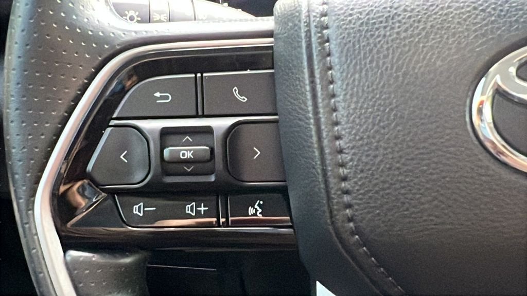 Used 2024 White Toyota SR5 image 20