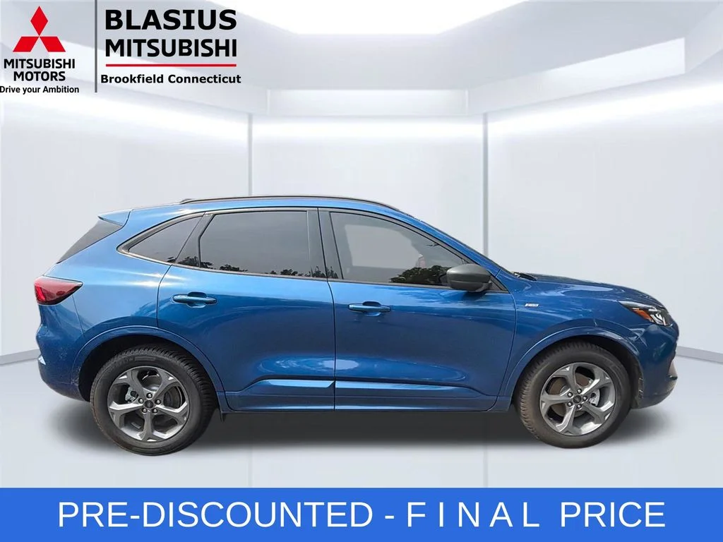 Used 2023 Blue Ford ST-Line image 7