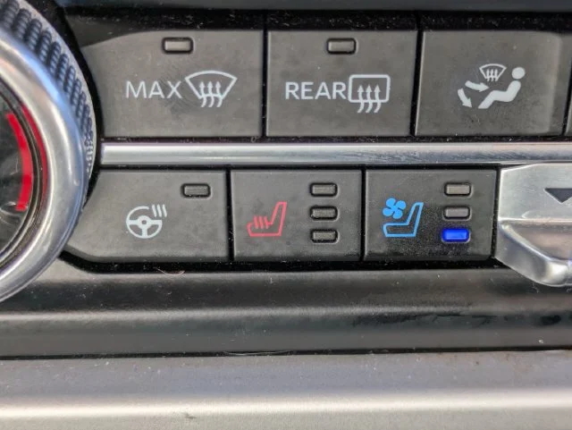 Certified Used 2024 Gray Metallic Ford XLT image 23