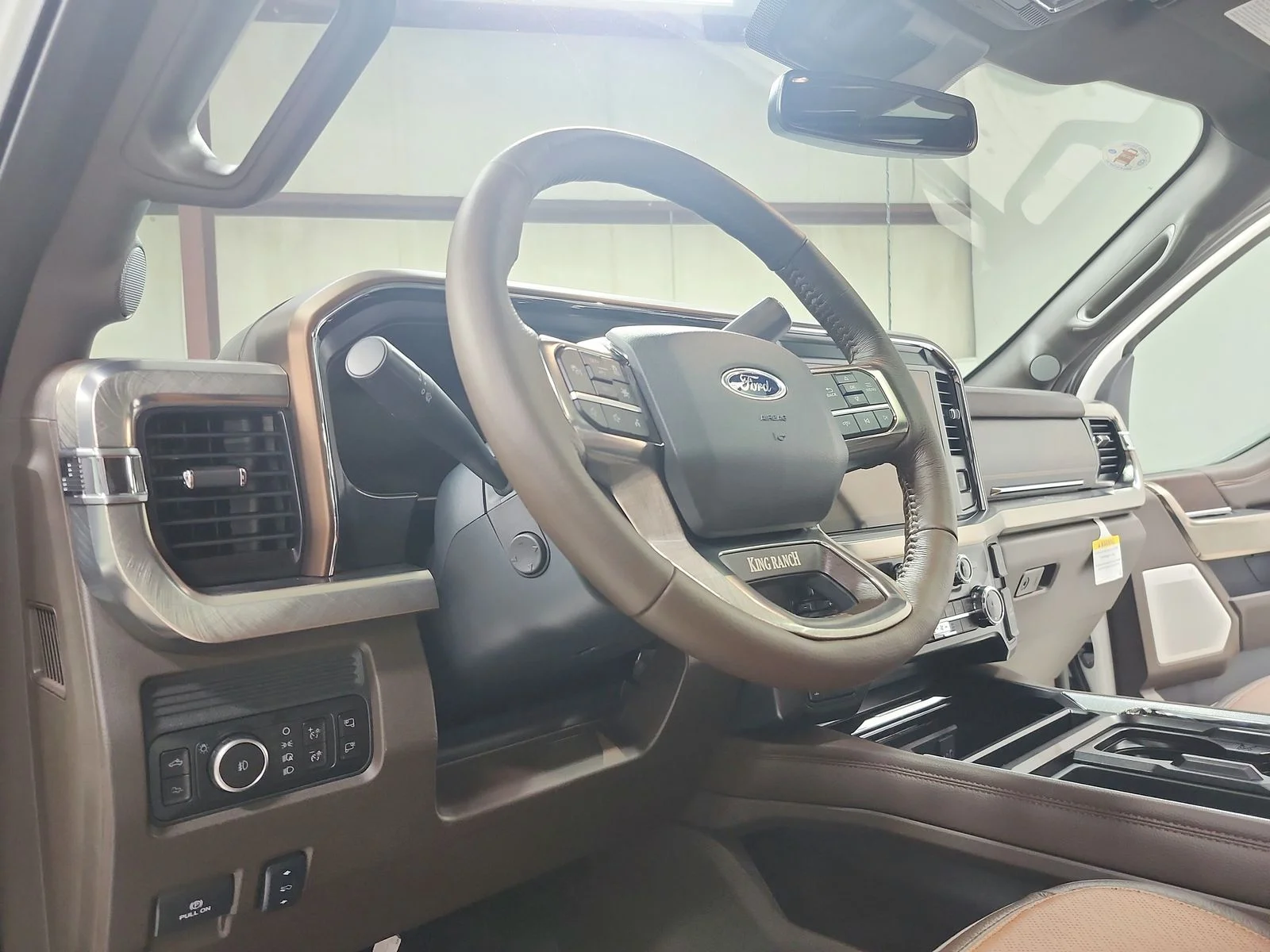 New 2026 Star White Metallic Tri-Coat Ford F-250® King Ranch® image 18