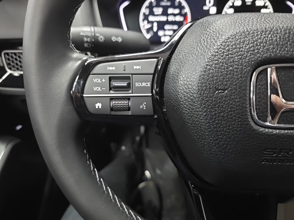 Used 2024  Honda EX image 21