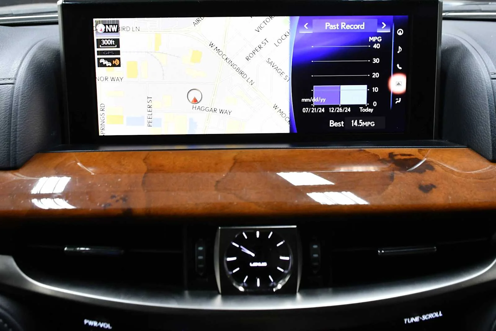 Used 2018 Atomic Silver Lexus  image 20