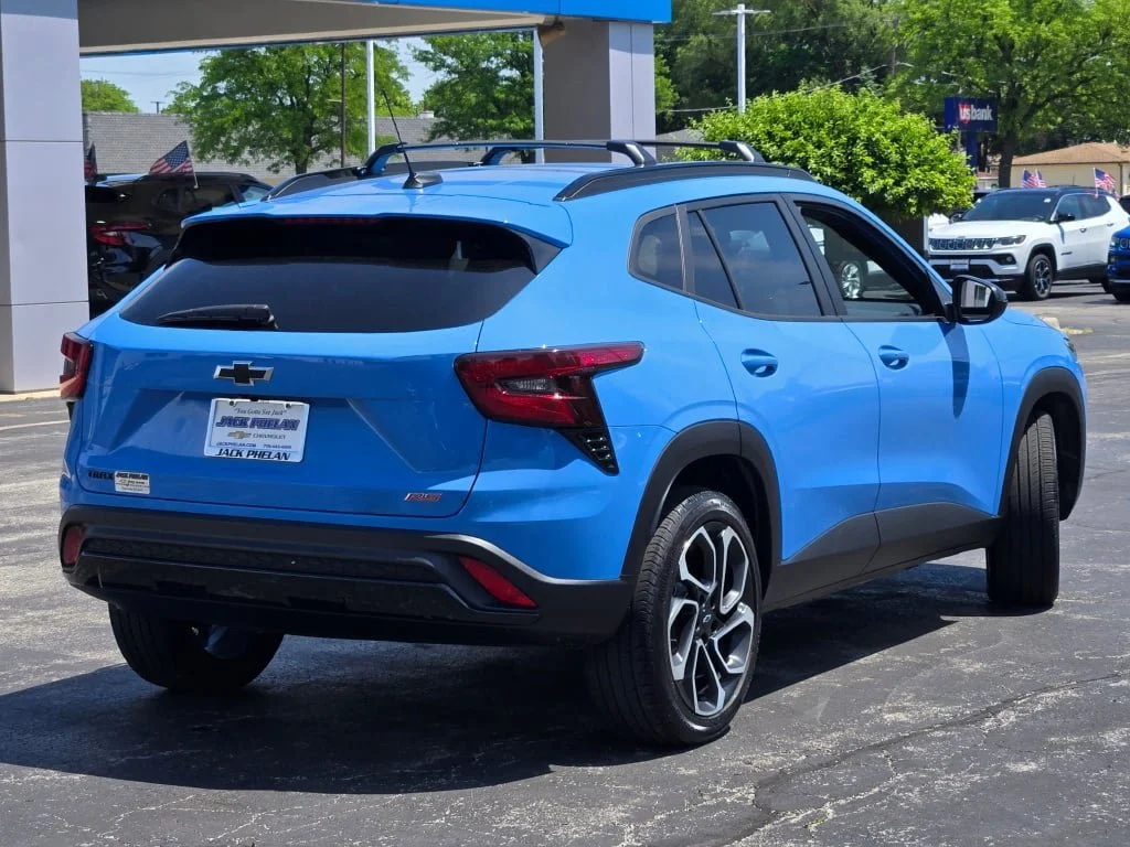 2024 Chevrolet Trax RS - Photo 11