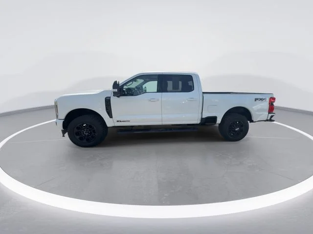 Used 2024 White Ford Lariat image 5
