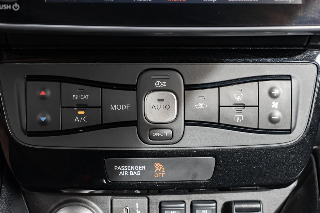 Used 2025 Gray Nissan SV Plus image 18