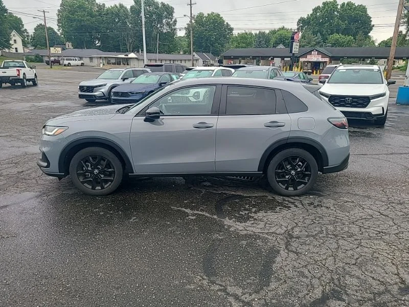 Used 2024 Gray Honda Sport image 3