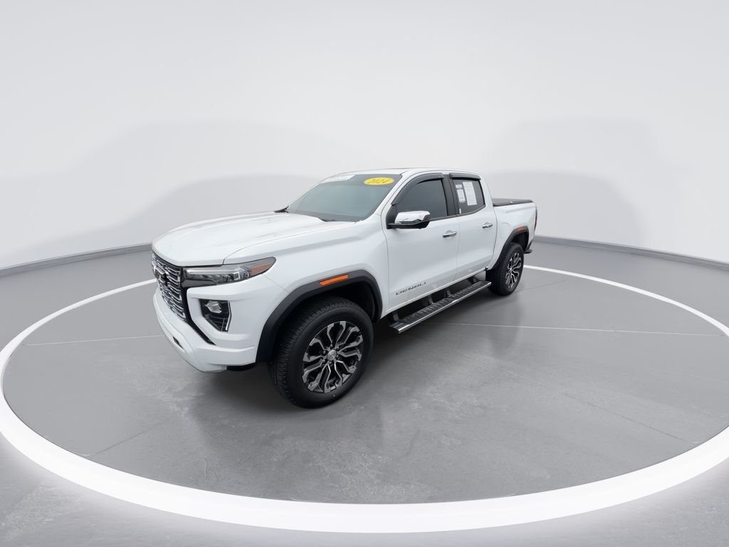 Certified Used 2024 White GMC Denali image 4