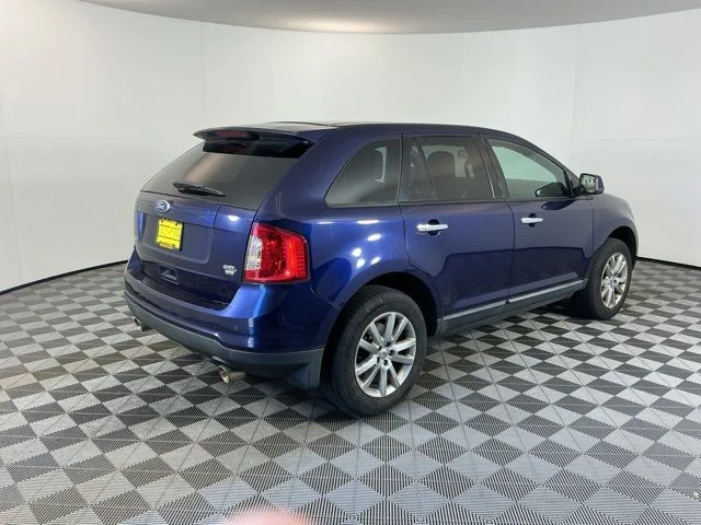 Used 2011 Blue Ford SEL image 5
