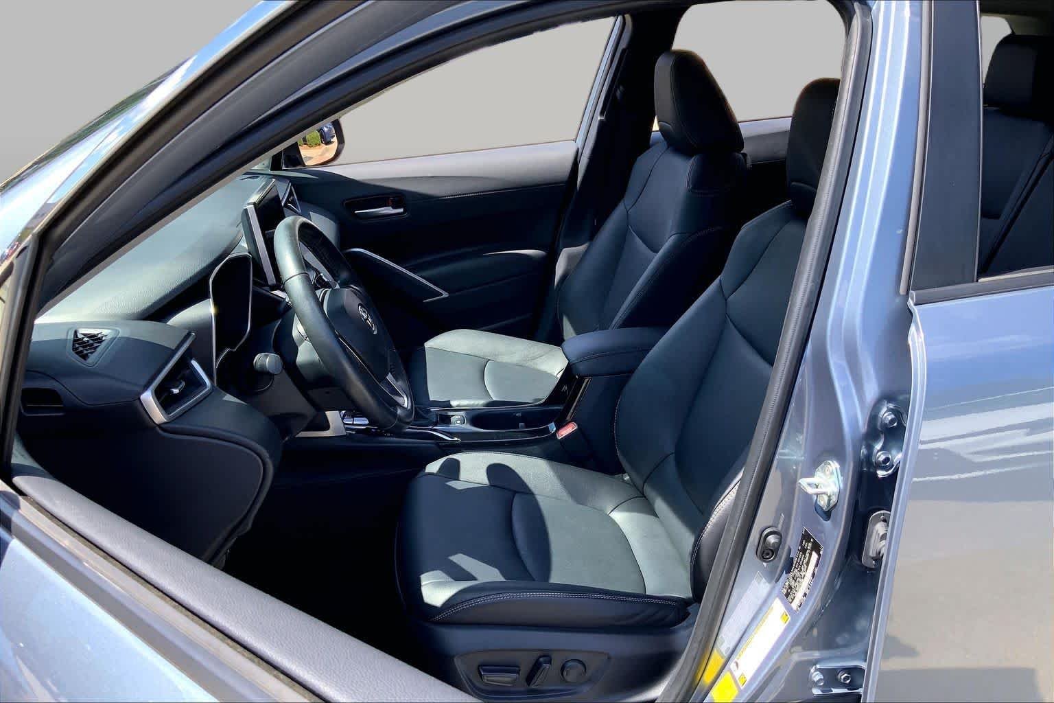 Pre-Owned 2023 Toyota Corolla Cross XLE