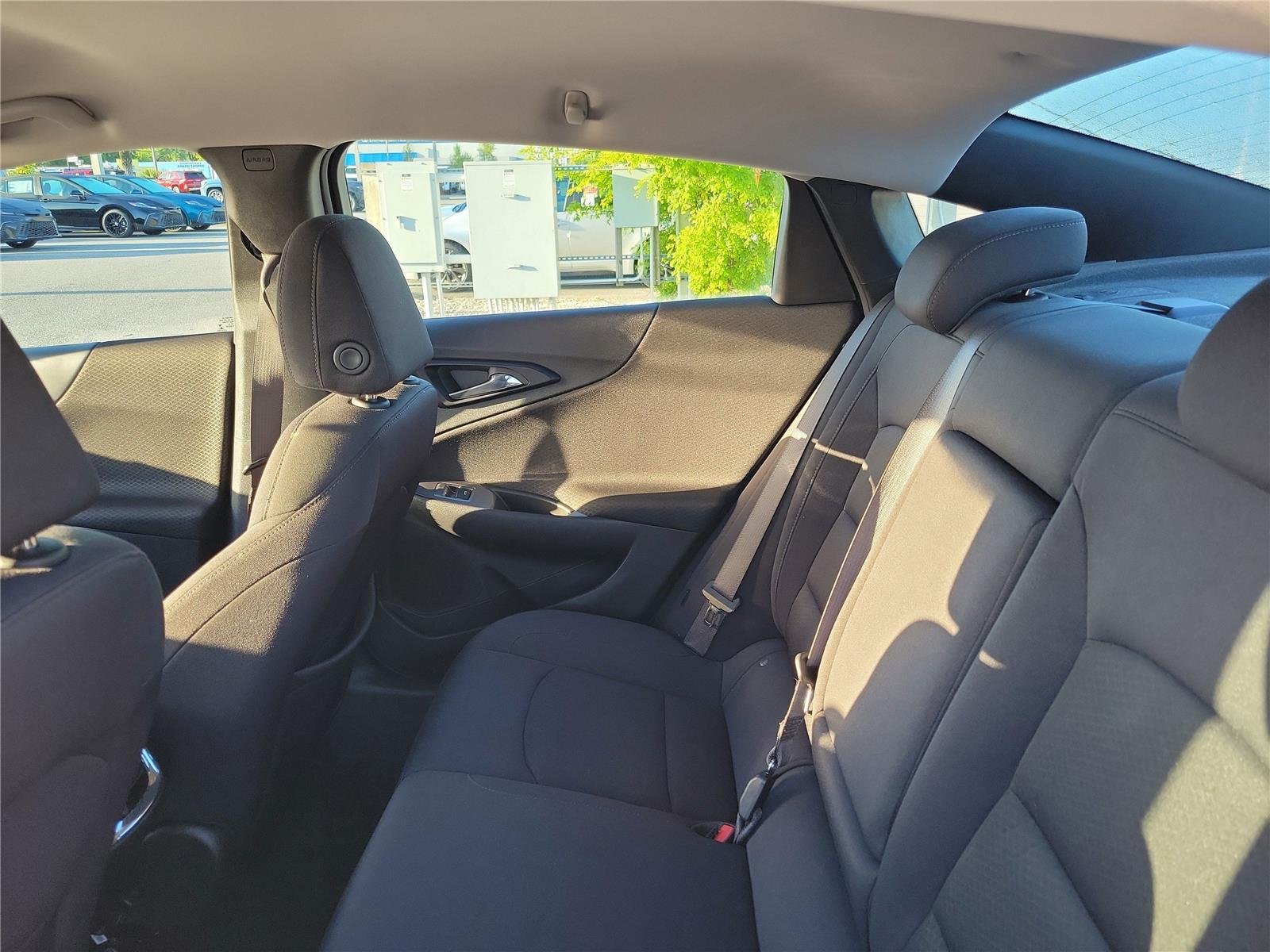 Used 2024 Summit White Chevrolet LT image 28