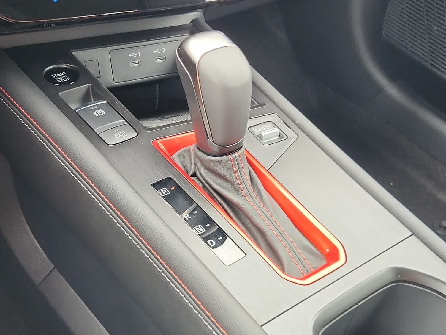 2025 Nissan Kicks SR - Photo 12