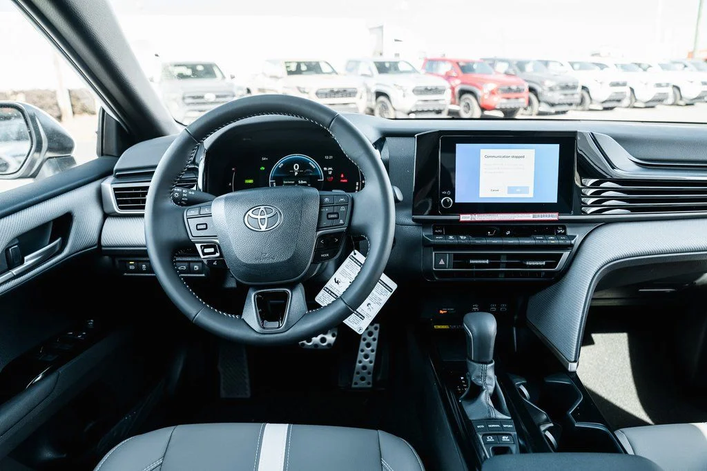 2026 Toyota Camry SE - Photo 12