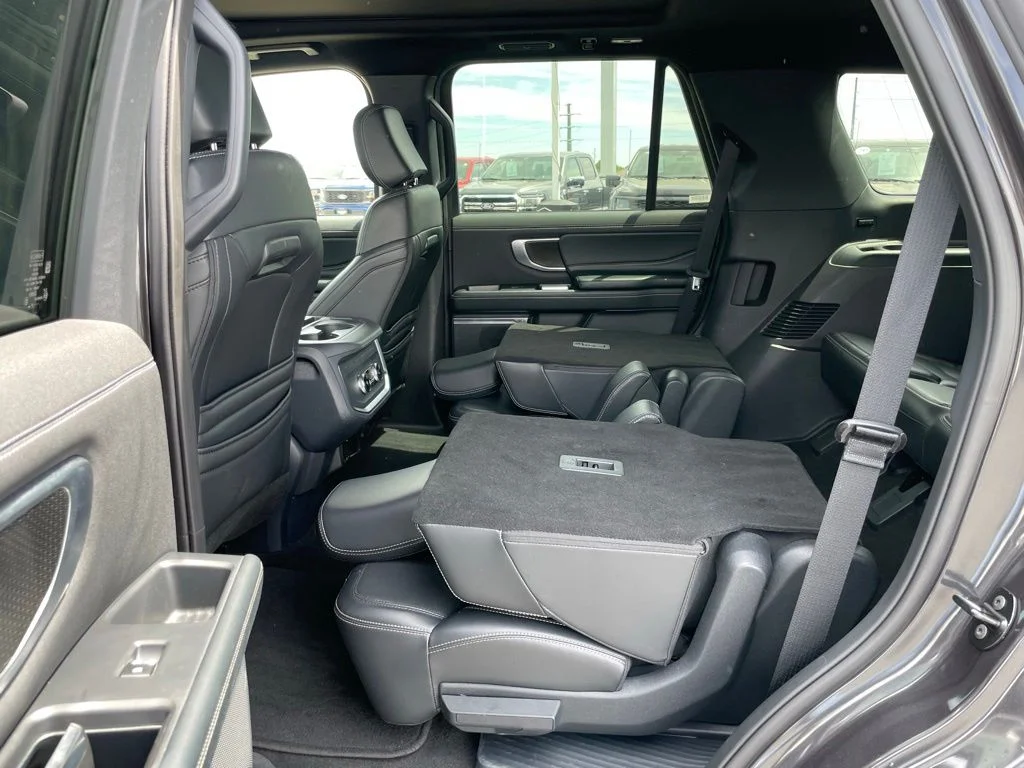 2025 Ford Expedition Platinum - Photo 64