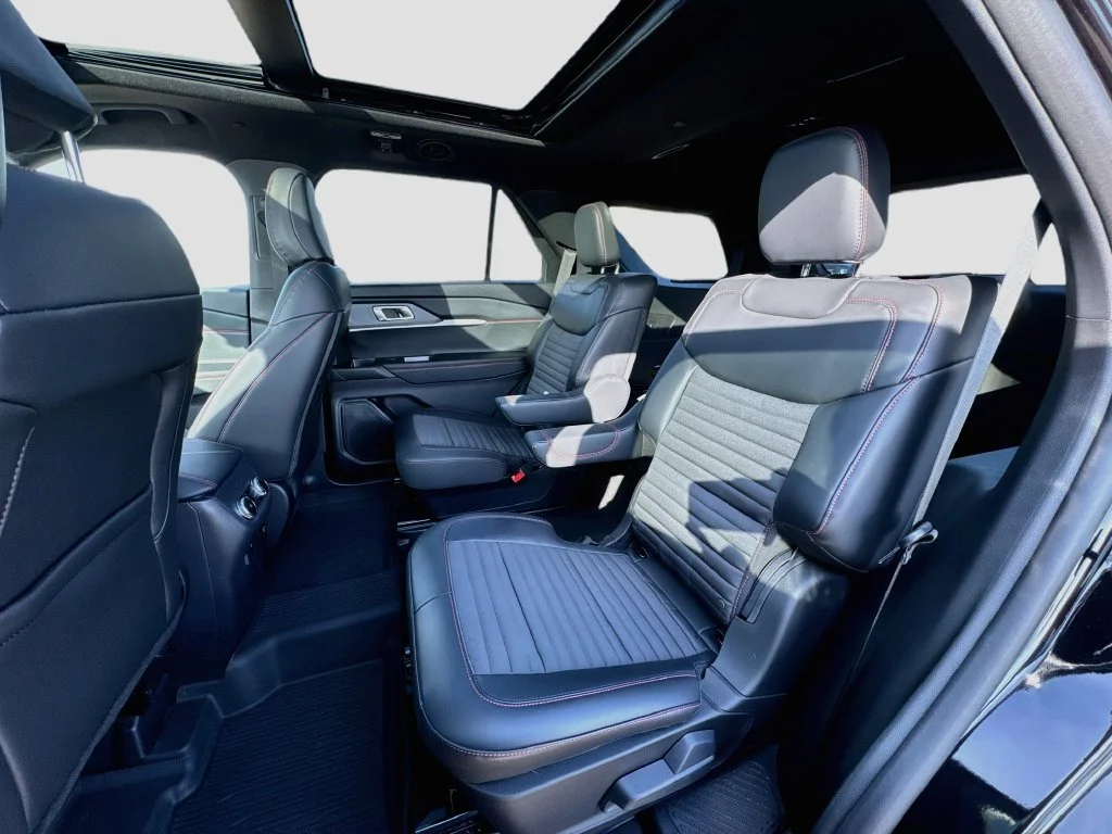 Certified Used 2025 Black Metallic Ford ST-Line image 20
