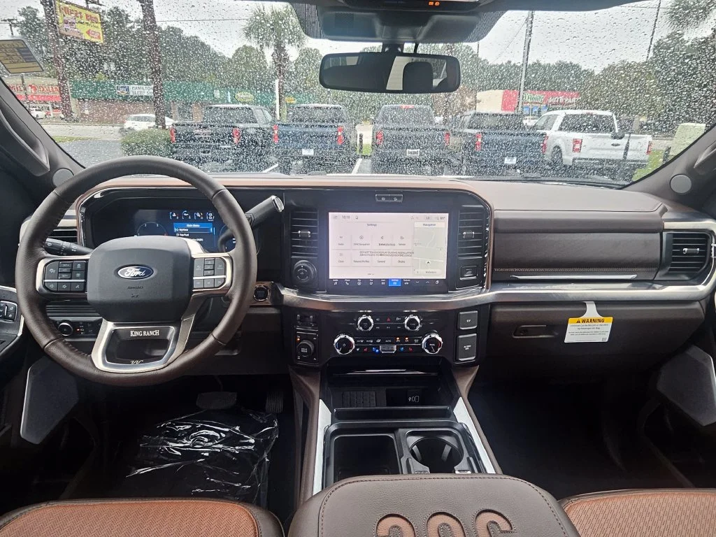 New 2027 White Ford King Ranch image 6
