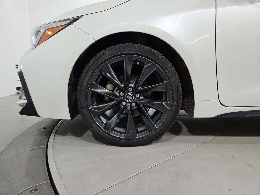 Used 2024 Pearl Toyota SE image 27