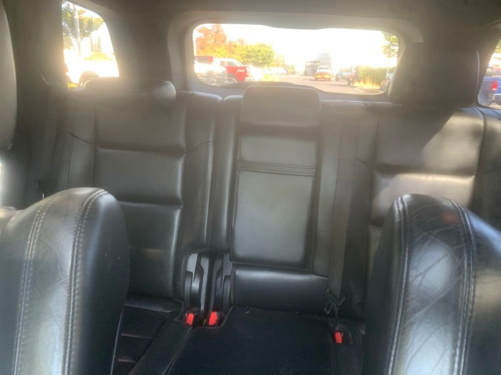 Used 2020 Diamond Black Crystal Pearlcoat Jeep Limited image 20