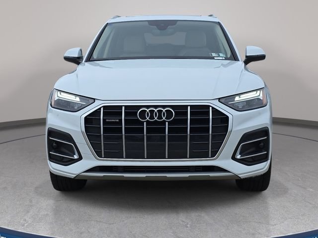 Used 2021 White Audi 45 Premium image 3