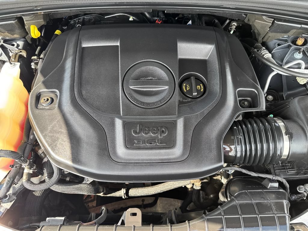 2023 Jeep Grand Cherokee Overland - Photo 40