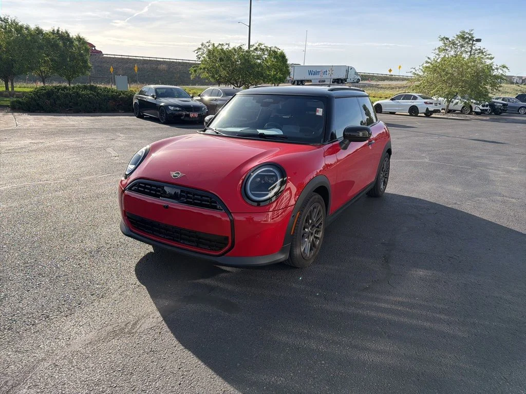 2026 MINI Hardtop Cooper's photo
