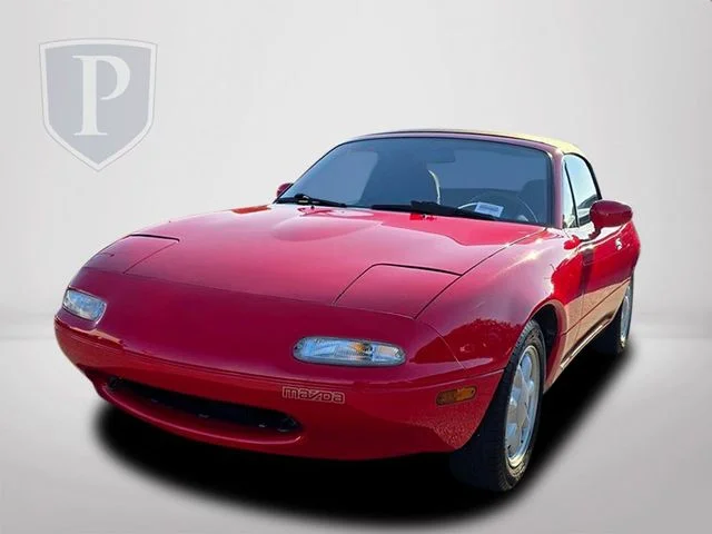 Used 1990 Red Mazda Base image 15