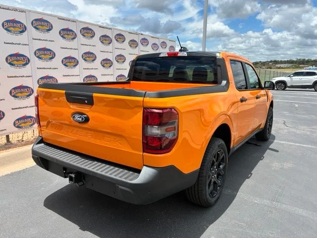 New 2026 Orange Fury Metallic Tri-Coat Ford XLT image 4