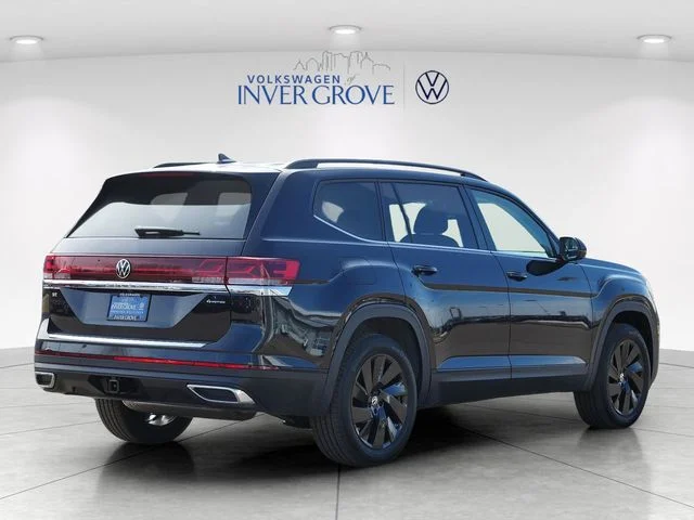 New 2026 Black Volkswagen 2.0T SE w/Technology image 2