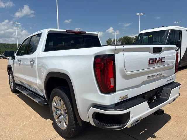 2026 GMC Sierra 1500 Denali - Photo 6