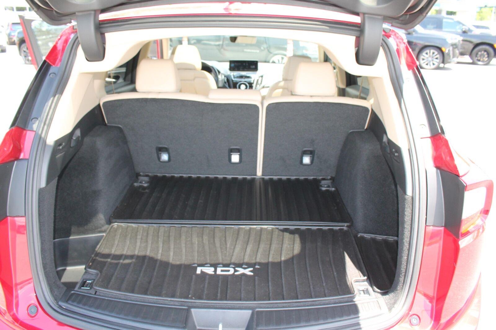 Used 2023 Red Acura SH-AWD image 29