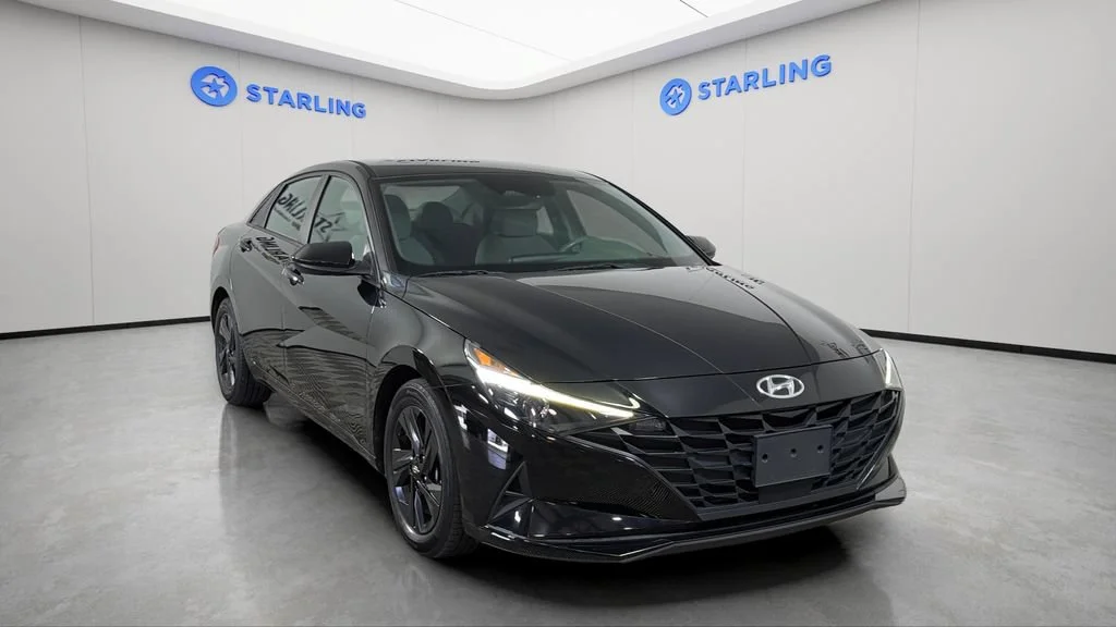 Used 2022 Black Hyundai SEL image 14
