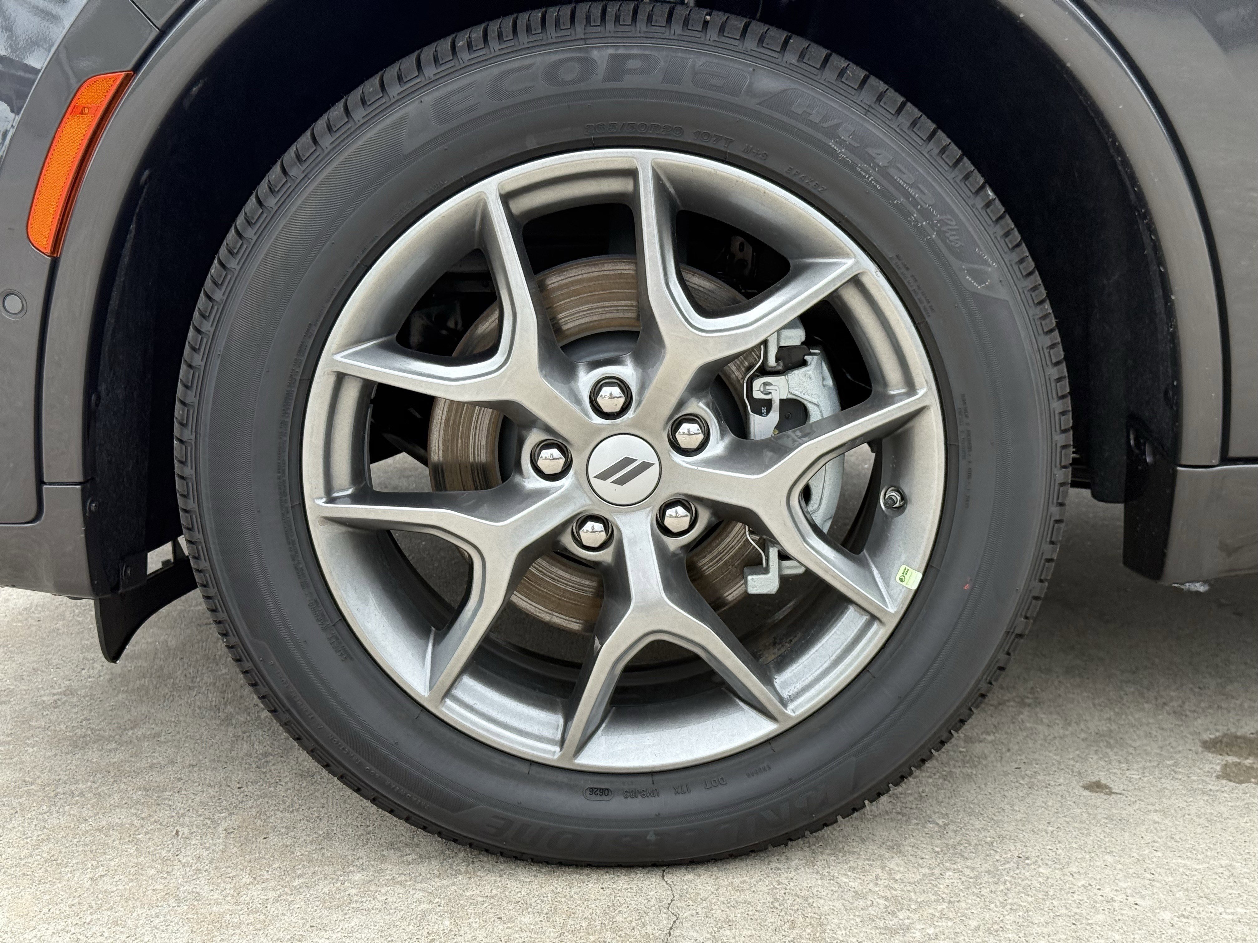 New 2026 Vapor Gray Exterior Paint Dodge GT Plus HEMI V8 image 8