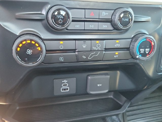 New 2026 Oxford White Ford F-600® XL image 15
